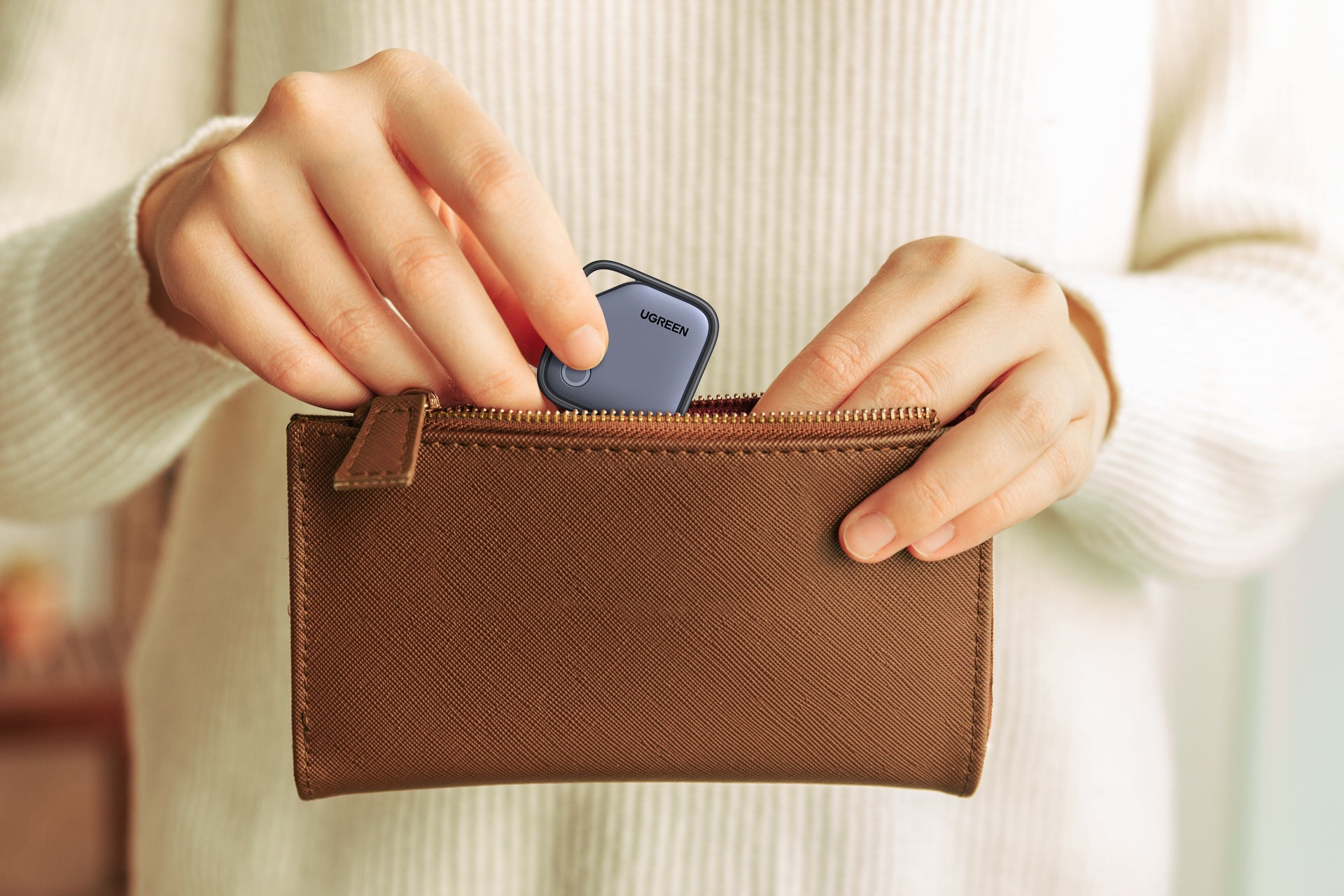 Discovering the Smart Finder: How This Tiny Tech Works