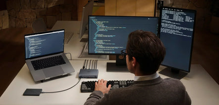 How to Connect Dual Monitors to MacBook Air and MacBook Pro (2026)