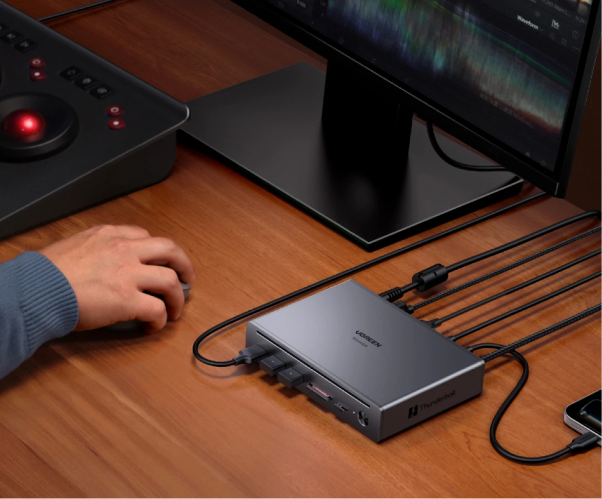 UGREEN Revodok Maxidok 10-in-1 Thunderbolt™ 5 Docking Station with Gigabit Ethernet – Dual 6K/8K Display for Mac & Windows
